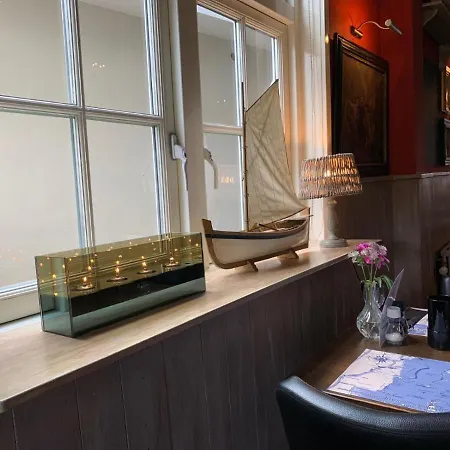호텔 Cafe Restaurant Heineke