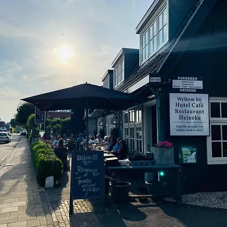 Cafe Restaurant Heineke 호텔